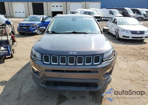 2019 Jeep Compass Latitude from USA, damaged, VIN 3C4NJDBB7KT849492